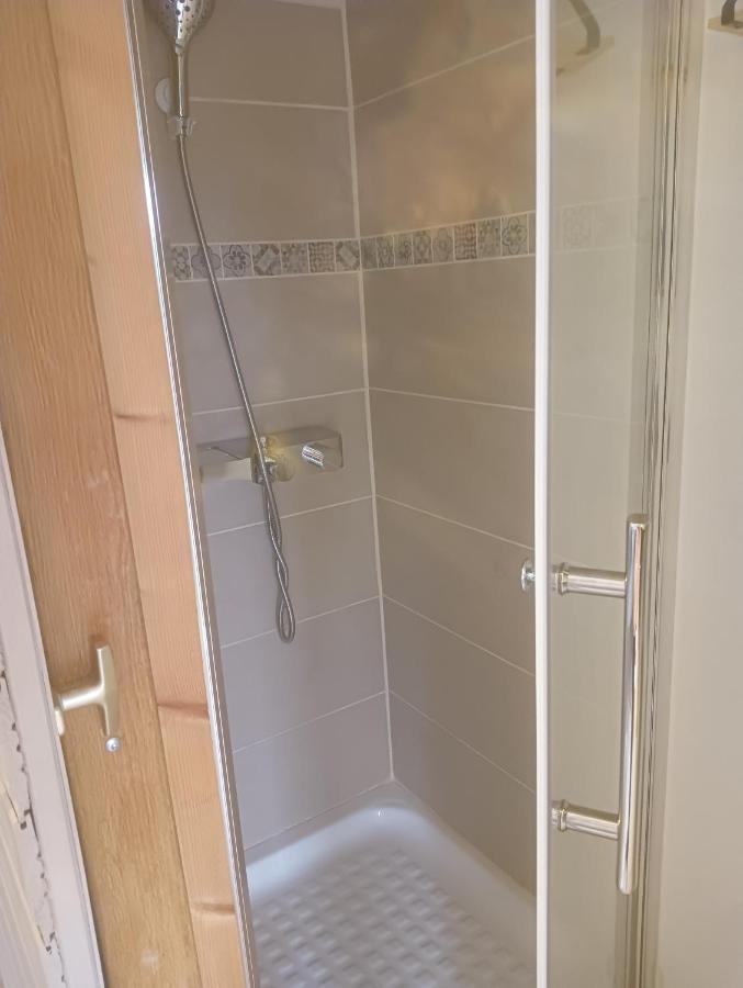 La Chouette Villa, Chambre Mazet De 11M2 Piece Sous-Pente Acces Par Escalier En Bois Cannes-et-Clairan Exterior photo