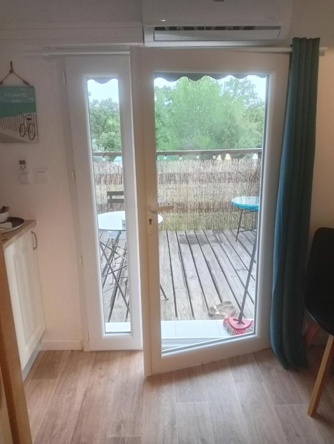 La Chouette Villa, Chambre Mazet De 11M2 Piece Sous-Pente Acces Par Escalier En Bois Cannes-et-Clairan Exterior photo